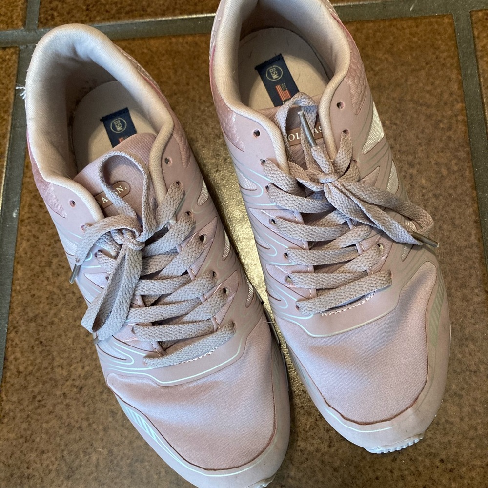 Pink / Beige Sneakers